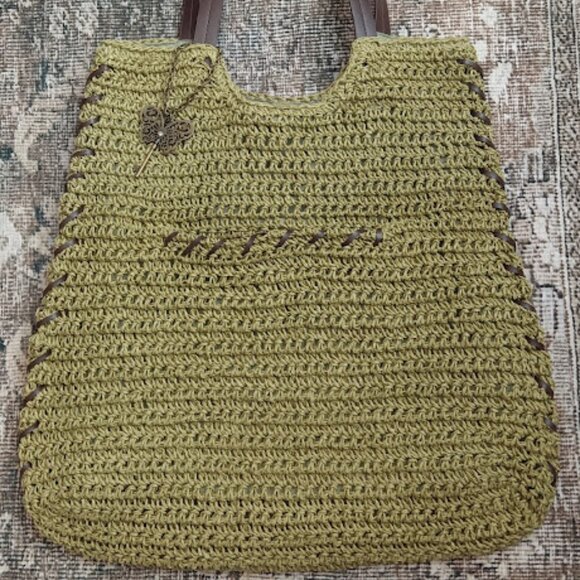 Sun N’ Sand Medium Natural Crochet Shoulder Tote Green Brown Butterfly Bag Charm - Picture 5 of 10